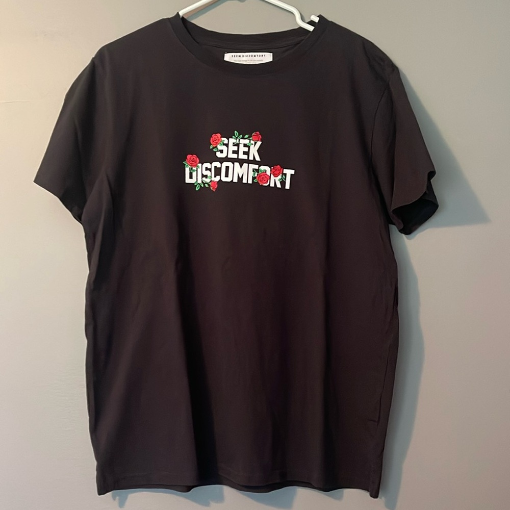 Seek Discomfort T-shirt